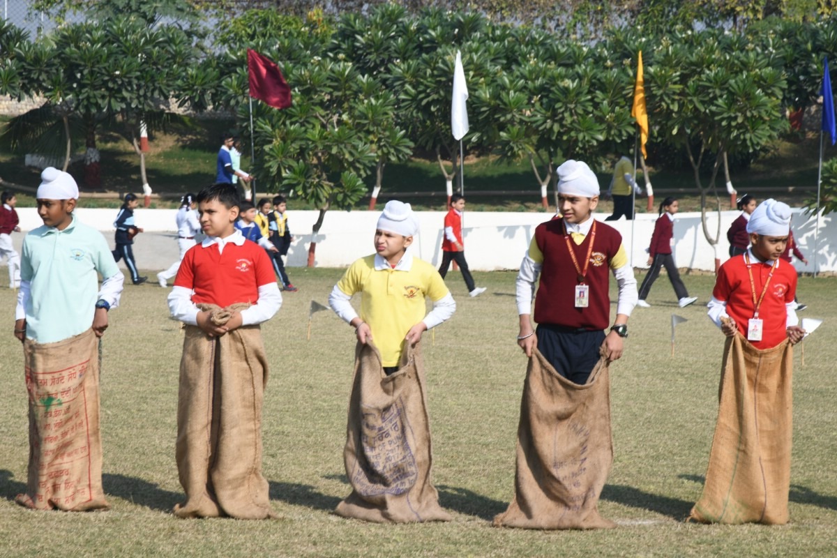 best school in garhshankar