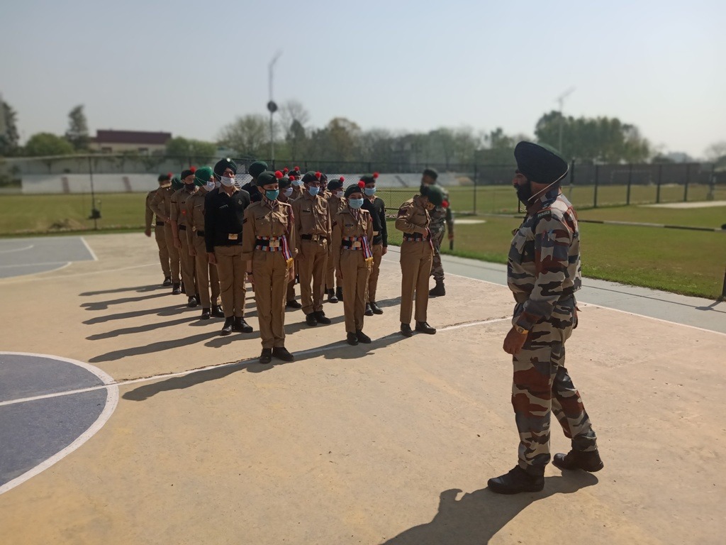 Schools in Garhshankar