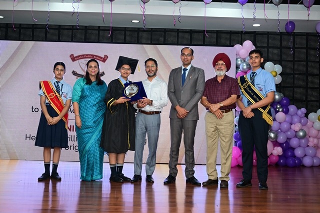 ACADEMIC AWARD CEREMONY